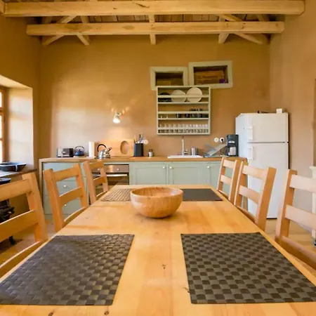 Serene Stone House Landhaus Oxia